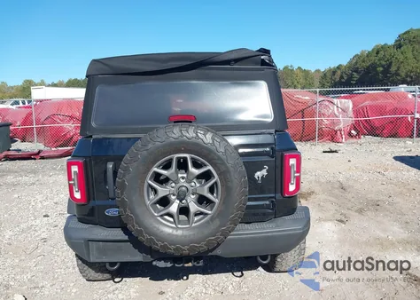 2022 Ford Bronco Badlands z USA, uszkodzony, nr VIN 1FMEE5DP6NLA75377